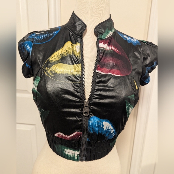 MISS SIXTY 1990s Sharlene Iconic Lips Print Crop Zip Top Vest Gilet - Picture 6 of 12